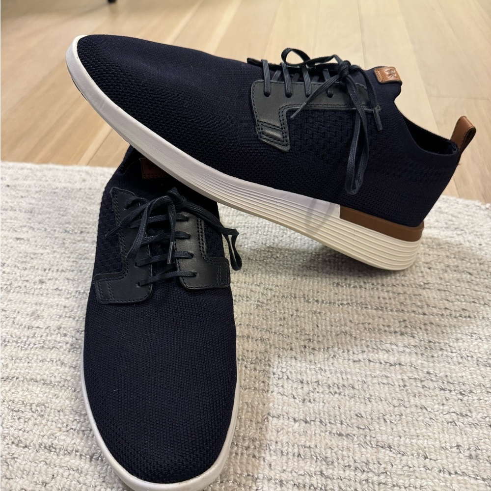 Wolf & Shepherd Swiftknit Derby (M Size 9)